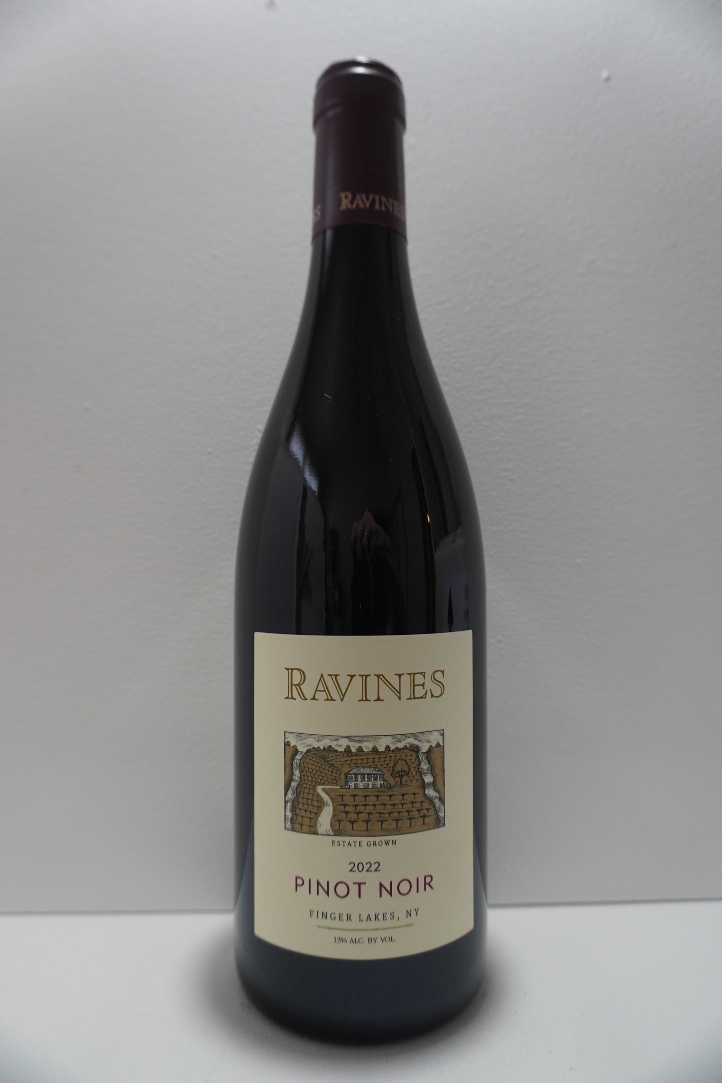 Ravines, Pinot Noir, Finger Lakes 2022