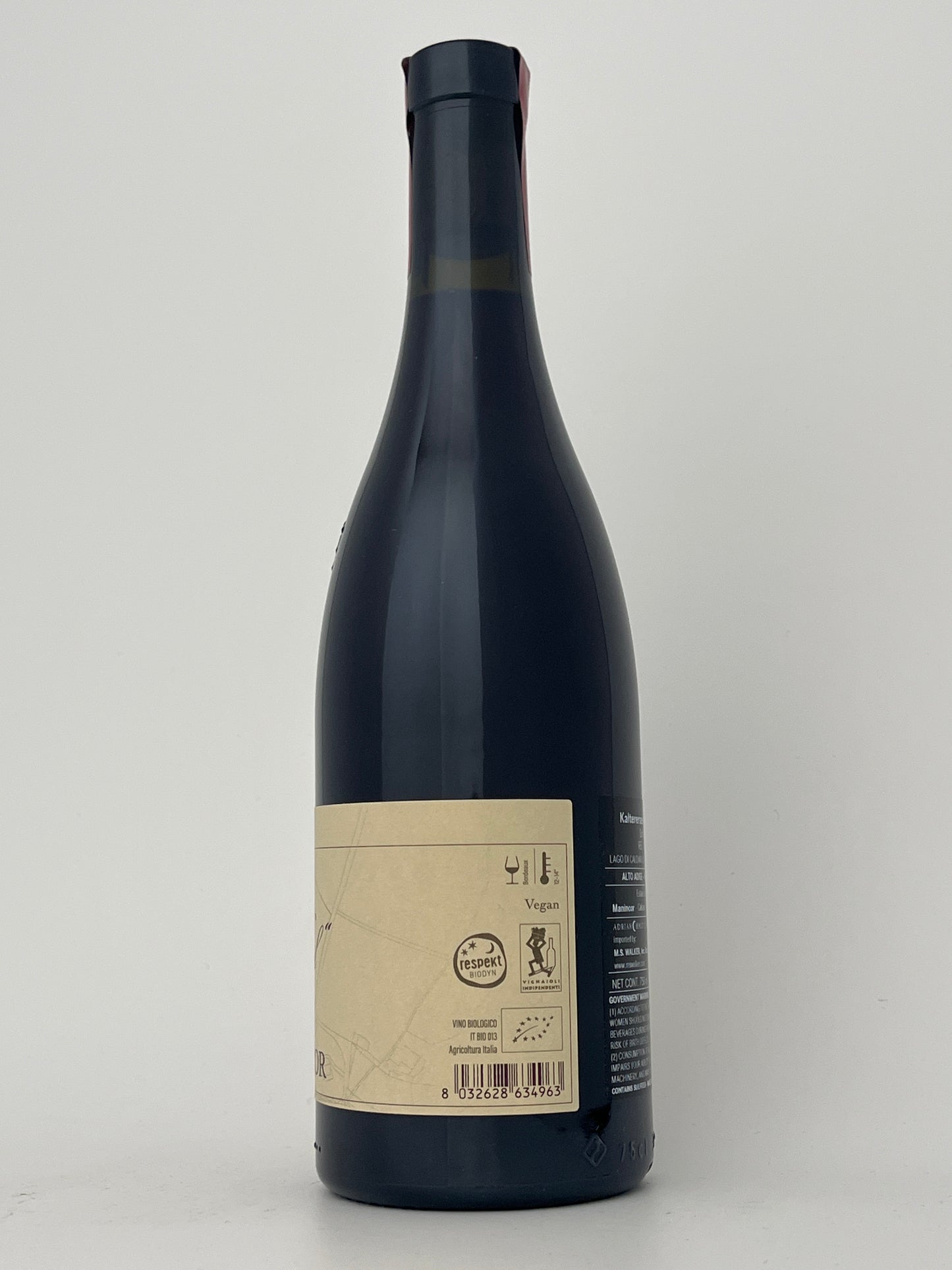 Side label of a bottle of Manincor, Schiava, "Del Keil," Trentino-Alto Adige, Italy 2023 in a white backround.