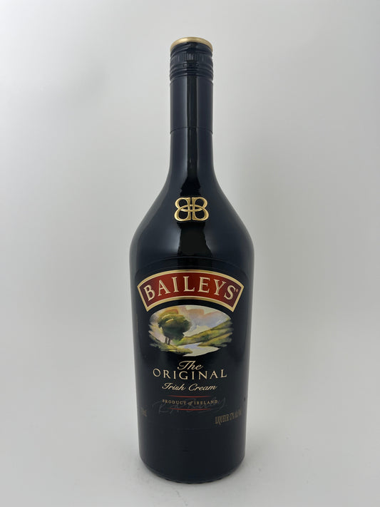 Bottle of Bailey's Irish Cream in a white backround.
