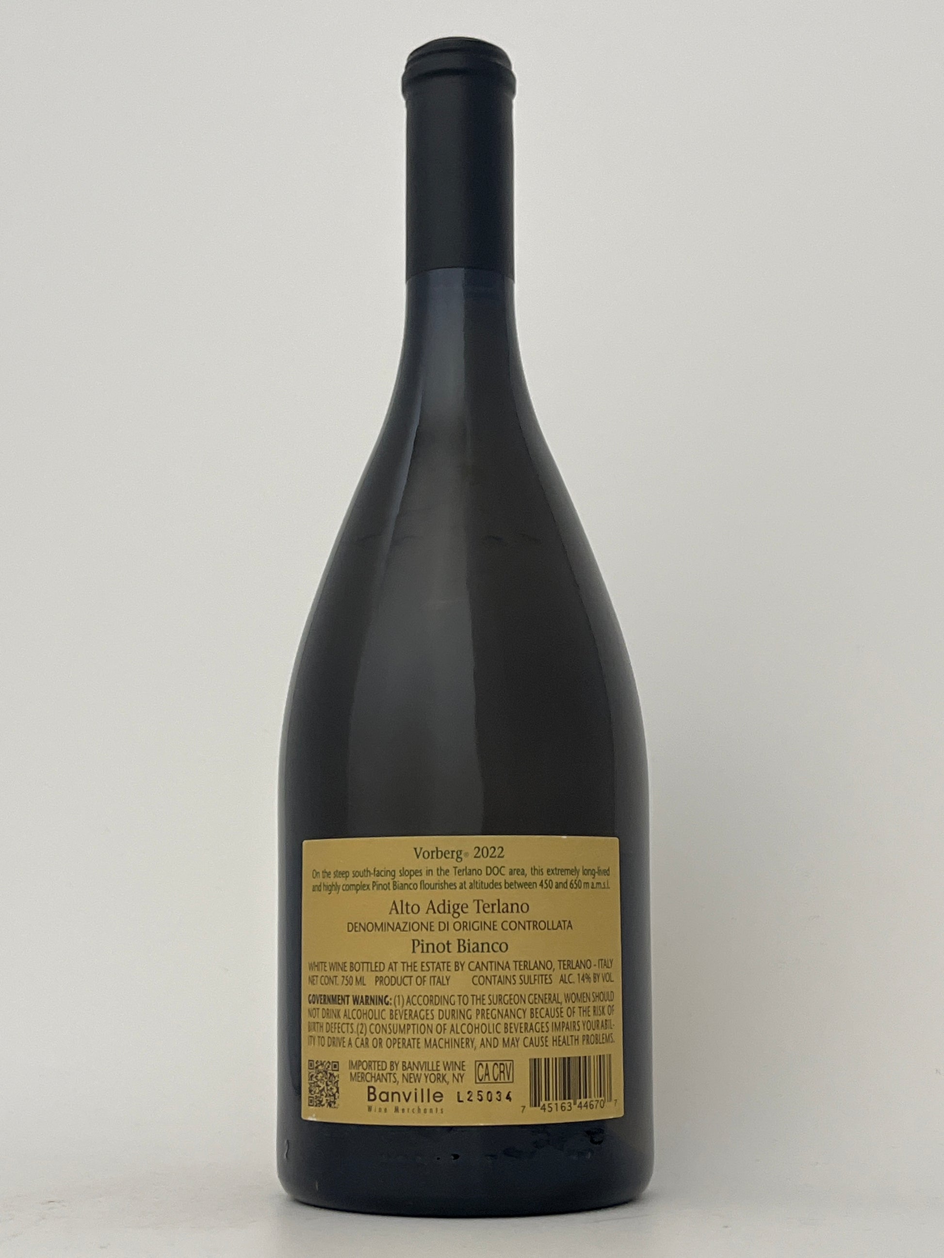 Back label of a bottle of Cantina Terlan, Pinot Blanc, Riserva, "Vorberg," Terlano, Alto Adige, Italy 2022 in a white backround.