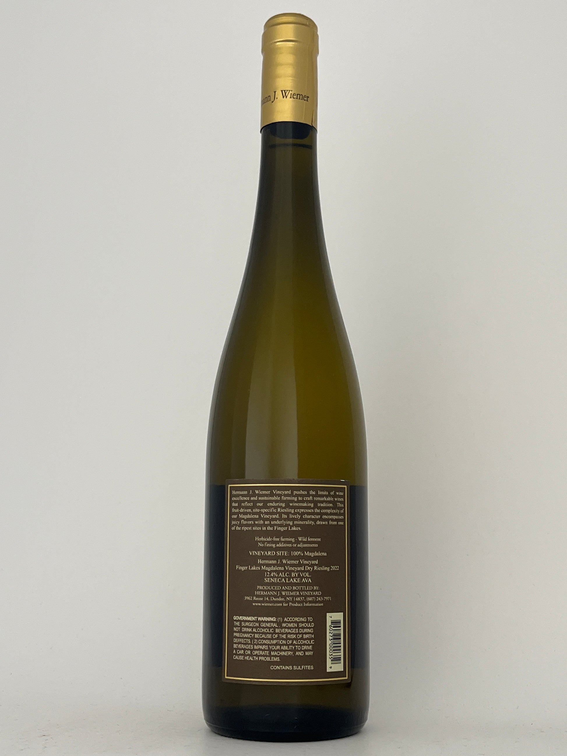 Back label of a bottle of Hermann J. Wiemer, Riesling, "Magdalena Vineyard," Finger Lakes, New York, United States 2014 in a white backround.