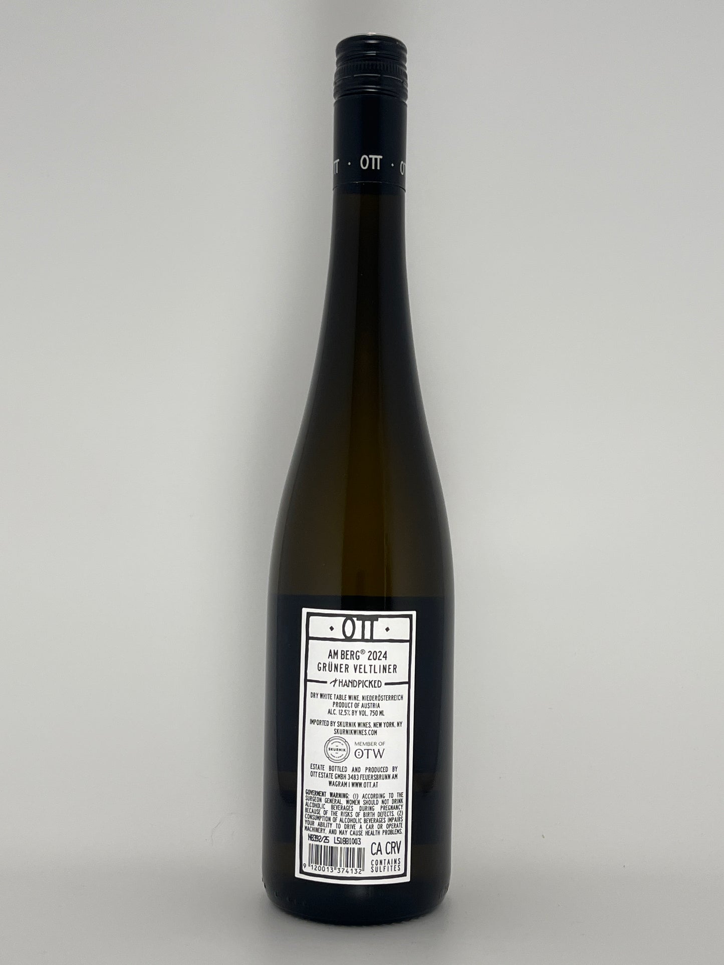 Back label of a bottle of Ott Am Berg Gruner Veltliner 2024