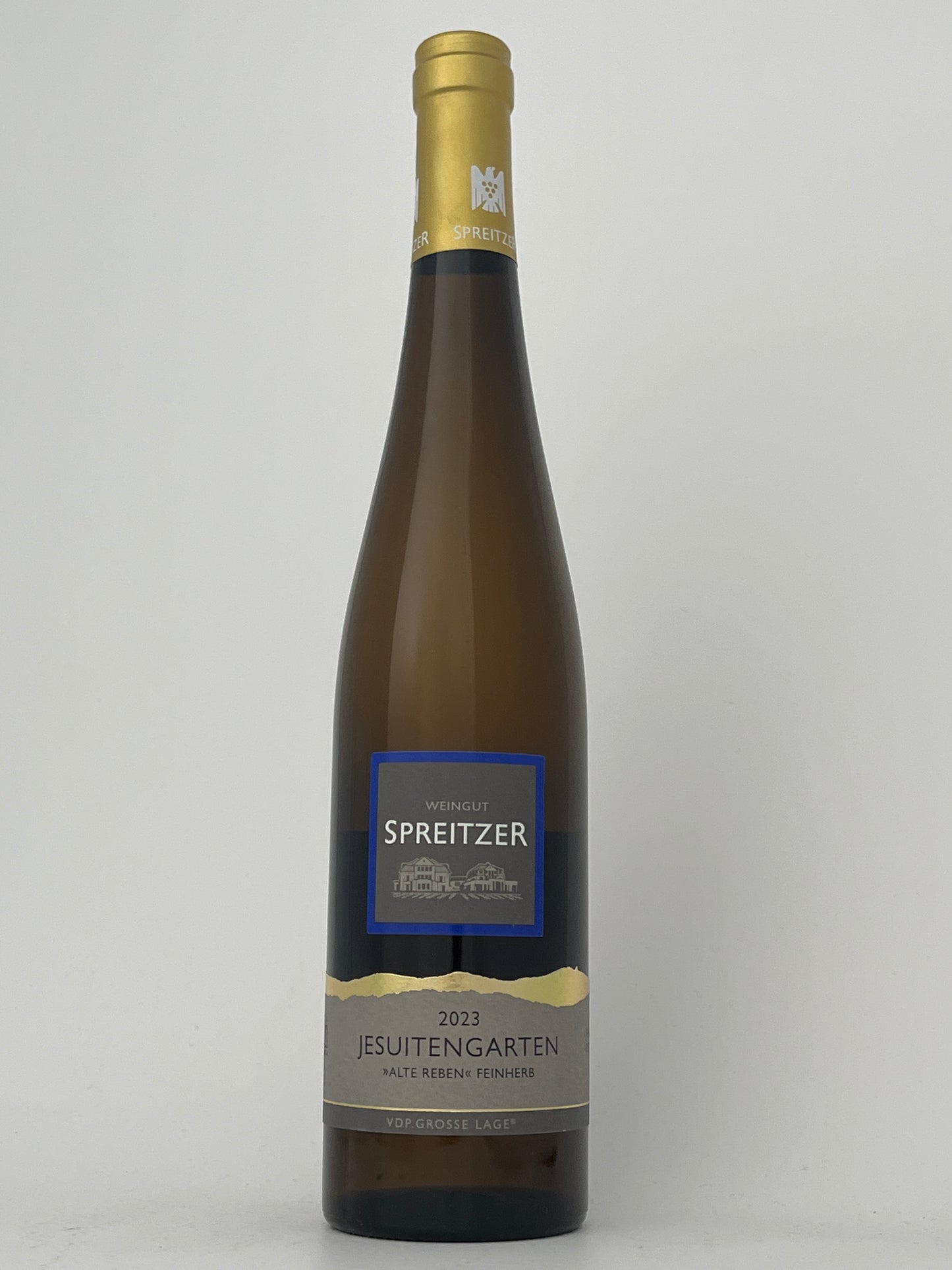 Bottle of Spreitzer, Riesling, Feinherb, "Alte Reben," Jesuitengarten, Rheingau, Germany 2023 in a white backround.	