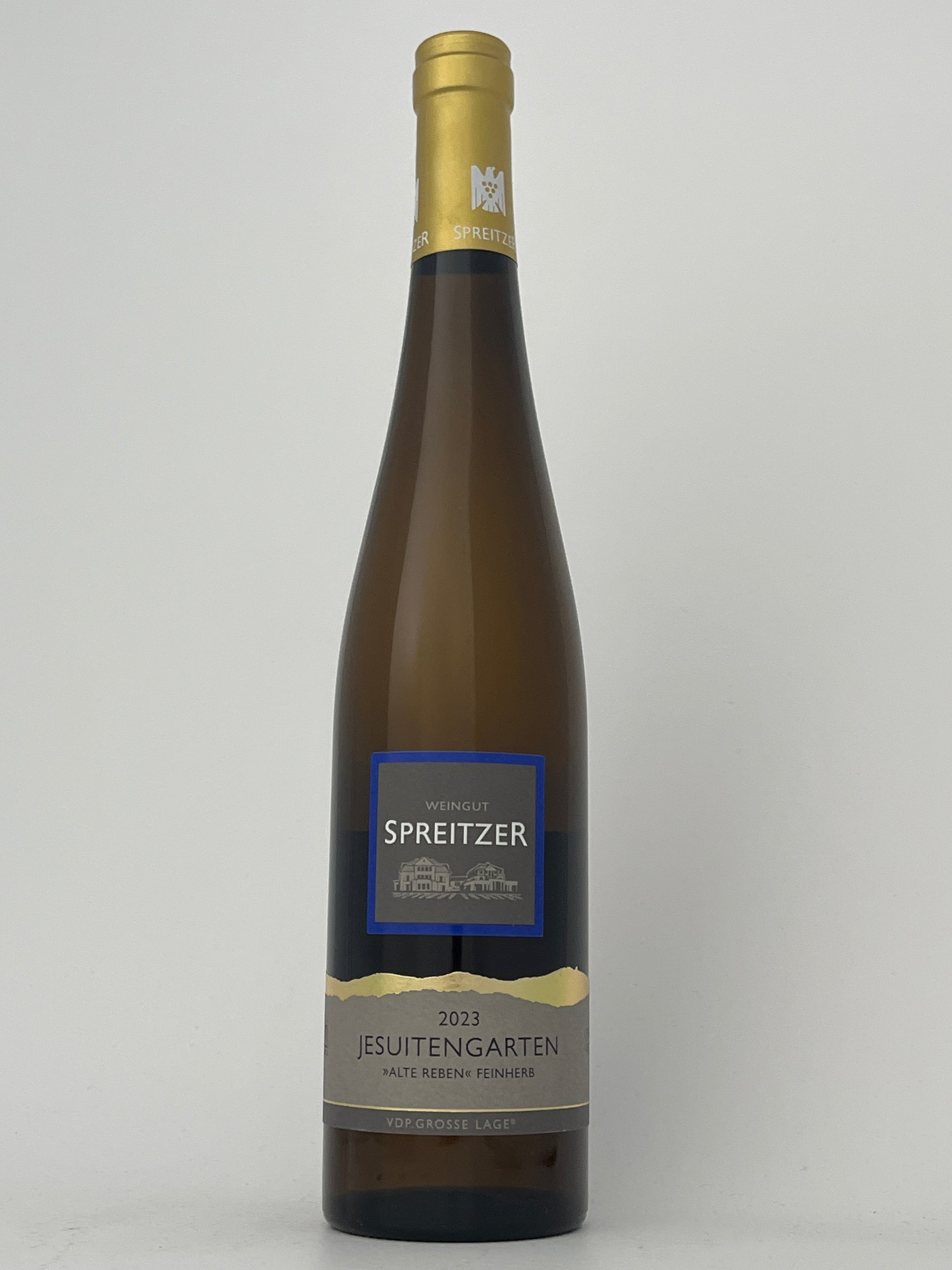 Bottle of Spreitzer, Riesling, Feinherb, "Alte Reben," Jesuitengarten, Rheingau, Germany 2023 in a white backround.	