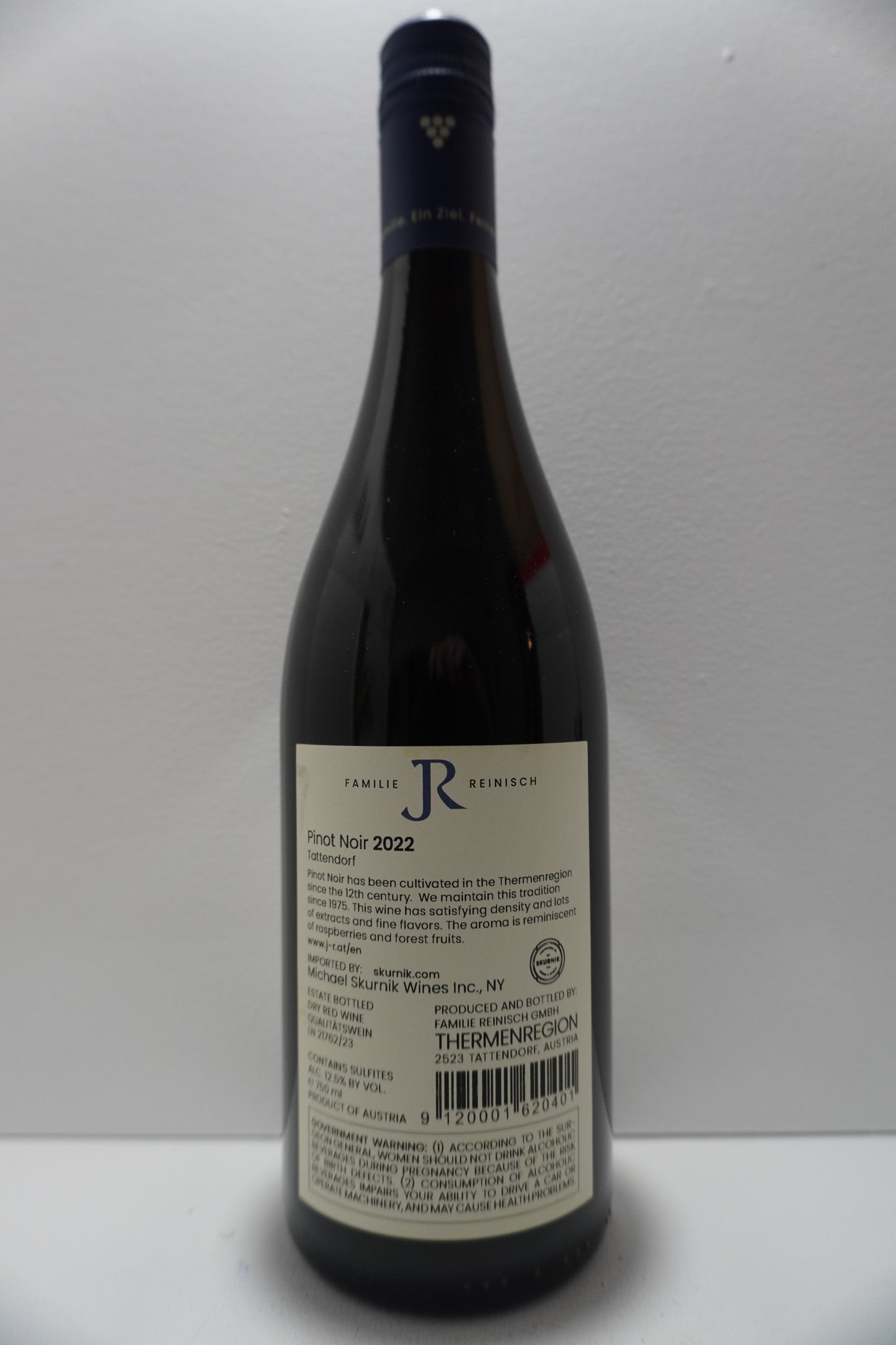 Familie Reinisch, Pinot Noir, Tattendorf, Thermenregion, Austria 2022