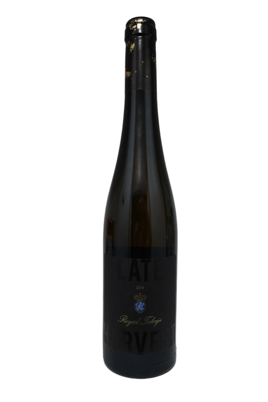 Front Label, Bottle of Royal Tokaji, Furmint, Late Harvest, Tokaji, Hungary 2018, 500ml
